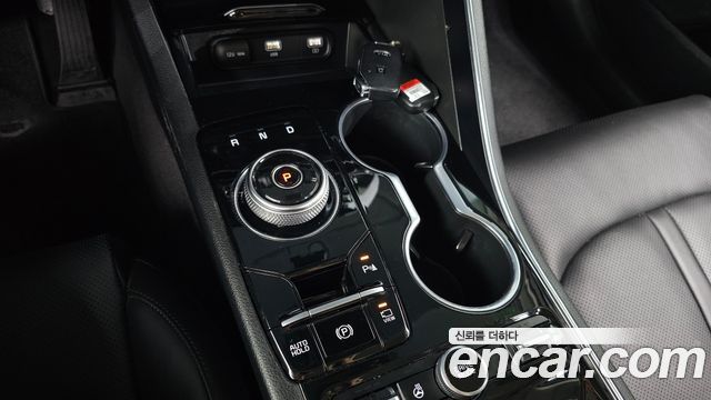 Kia K5 2020 — photo 12