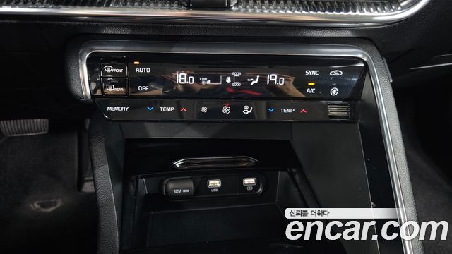 Kia K5 2020 — photo 23