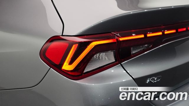 Kia K5 2020 — photo 9