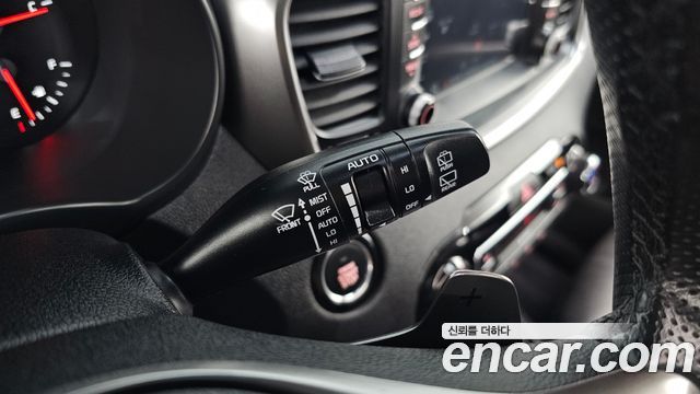 Kia Sorento 2018 — photo 27