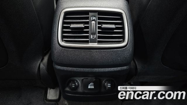 Kia Sorento 2018 — photo 31