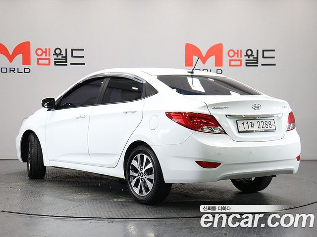 Hyundai Accent 2015 — photo 4