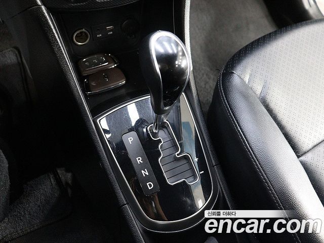 Hyundai Accent 2015 — photo 10