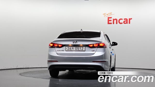 Hyundai AVANTE 2016 — photo 4