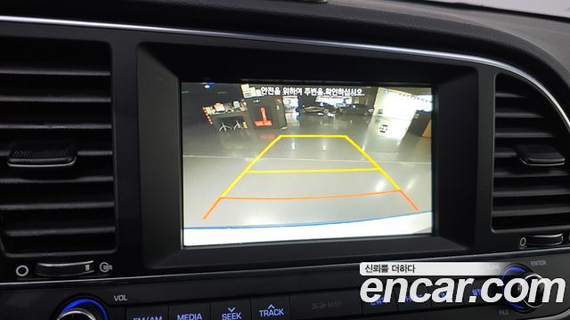 Hyundai AVANTE 2016 — photo 22