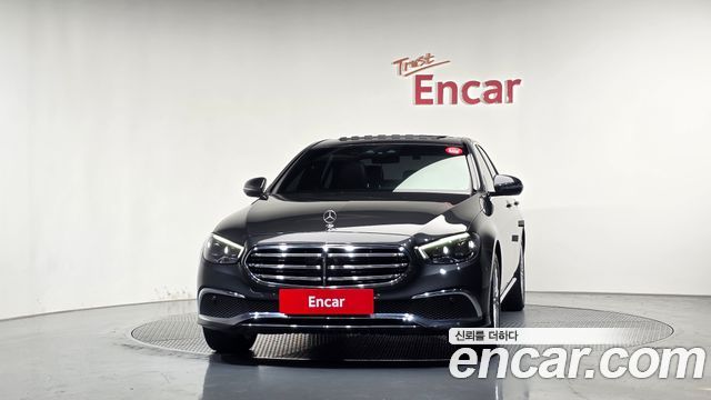 Mercedes-Benz E-Class 2021 — photo 3