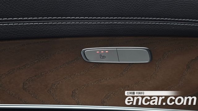 Mercedes-Benz E-Class 2021 — photo 31
