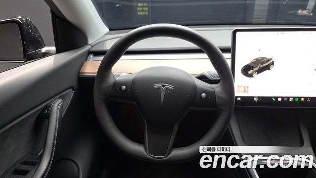 Tesla Model Y 2021 — photo 19