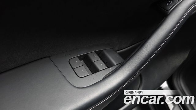 Tesla Model Y 2021 — photo 30