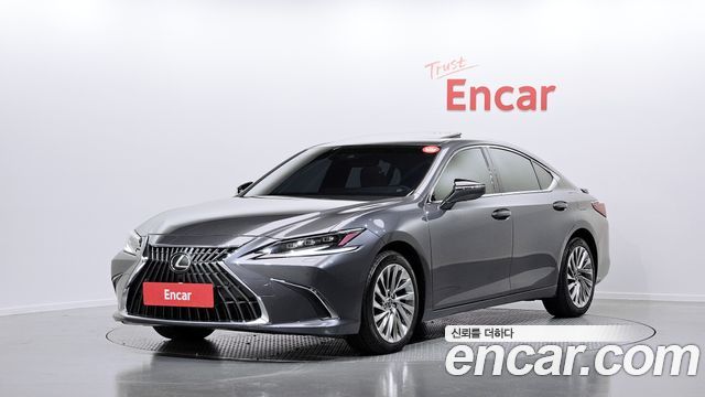 Lexus ES 2024 — photo 1