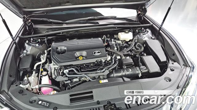Lexus ES 2024 — photo 6