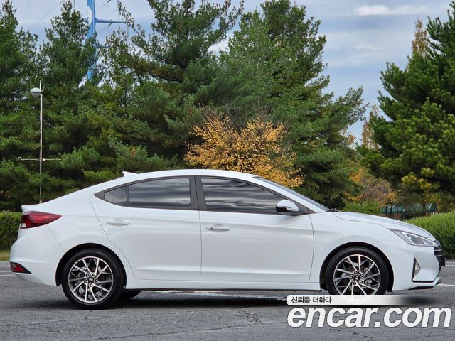 Hyundai AVANTE 2020 — photo 7
