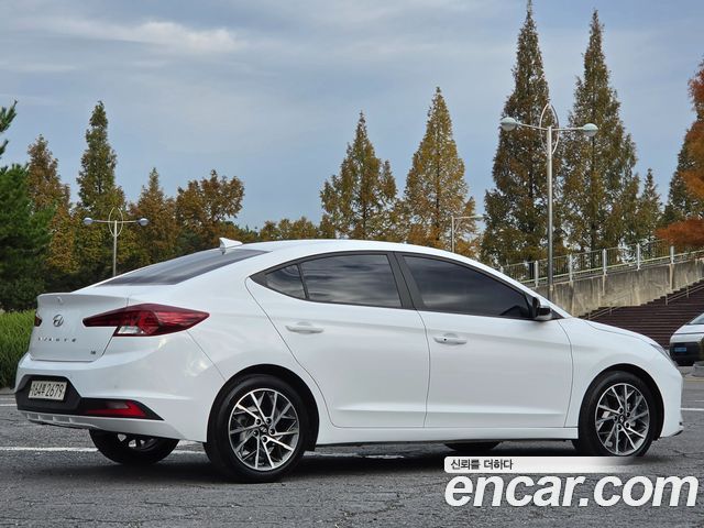 Hyundai AVANTE 2020 — photo 8