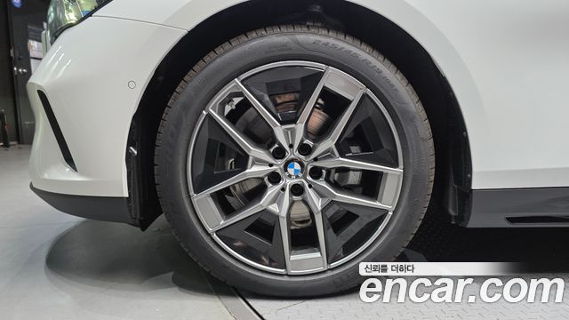 BMW 5-Series 2026 — photo 5