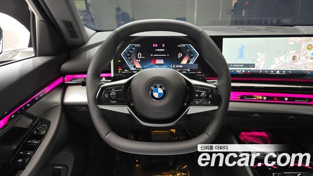 BMW 5-Series 2026 — photo 19