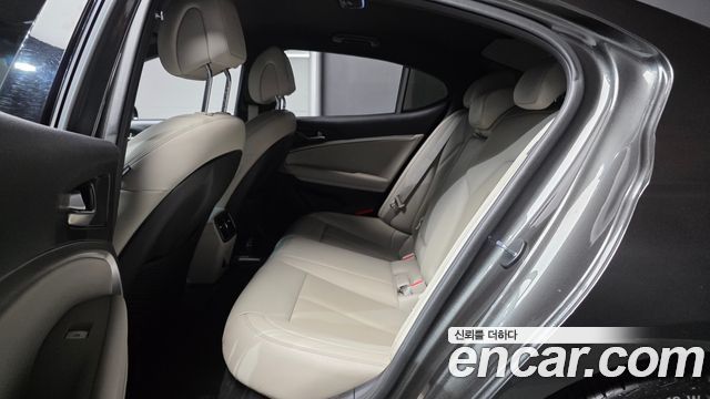 Genesis G70 2023 — photo 18