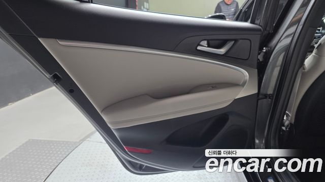 Genesis G70 2023 — photo 15