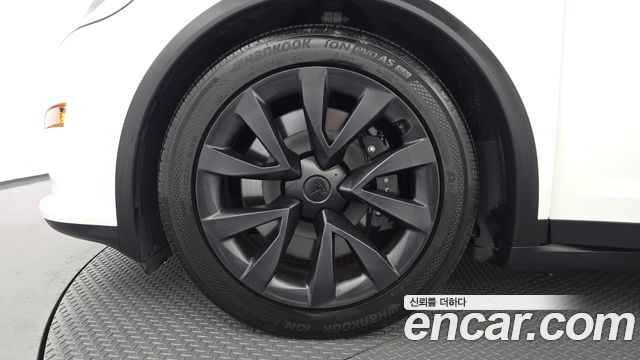 Tesla Model X 2023 — photo 5