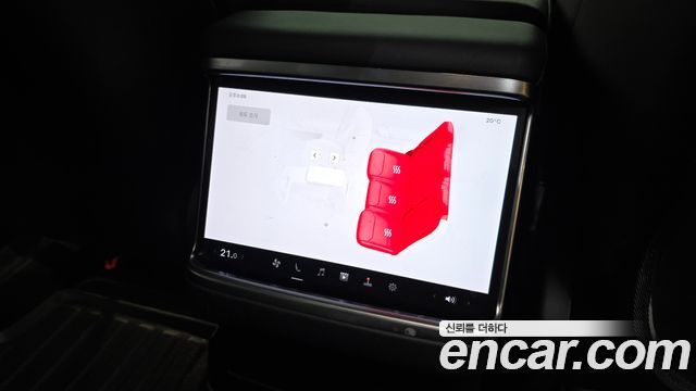 Tesla Model X 2023 — photo 25