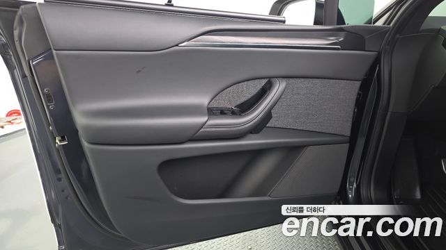 Tesla Model X 2023 — photo 14