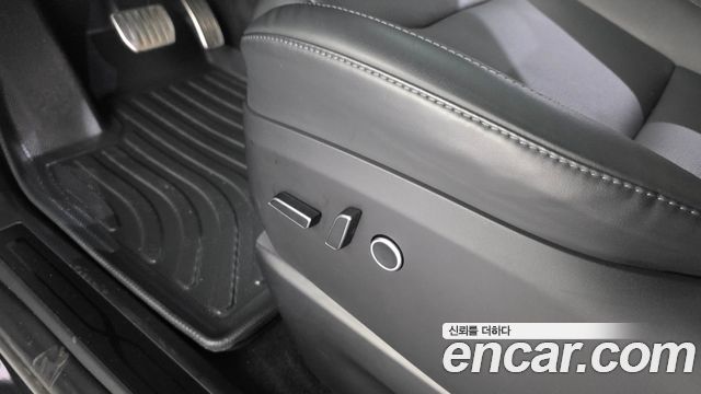 Tesla Model X 2023 — photo 31