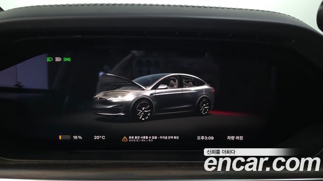 Tesla Model X 2023 — photo 32