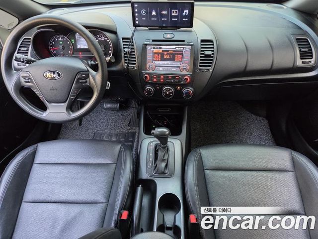 Kia K3 2015 — photo 7