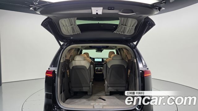 Kia Canival 2022 — photo 26