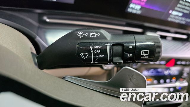 Kia Canival 2022 — photo 34