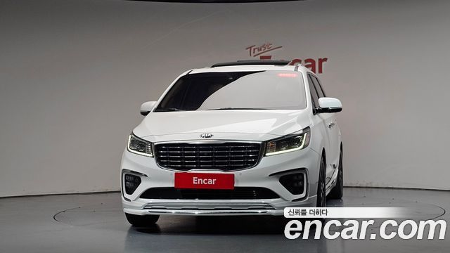 Kia Canival 2020 — photo 3