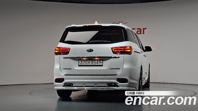 Kia Canival 2020 — photo 4