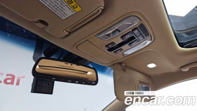 Kia Canival 2020 — photo 28