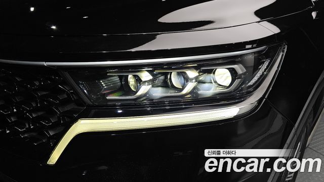 Kia Sorento 2023 — photo 8