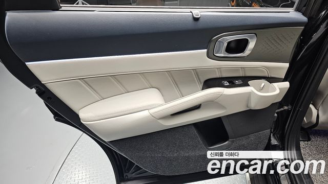 Kia Sorento 2023 — photo 15