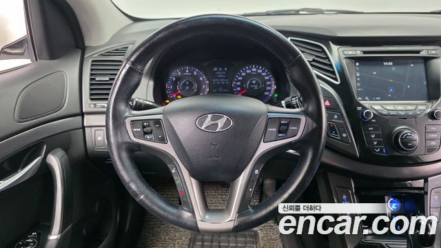 Hyundai i40 2016 — photo 19
