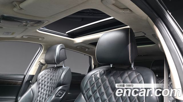 Genesis GV80 2020 — photo 24