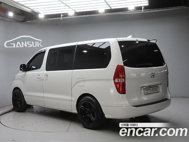 Hyundai Starex 2020 — photo 3