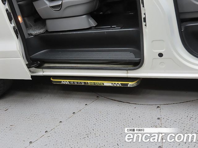Hyundai Starex 2020 — photo 19