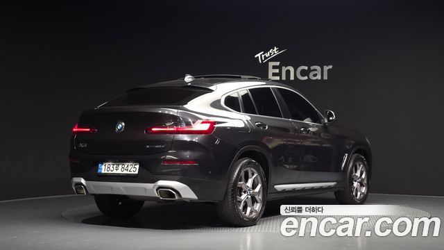 BMW X4 2022 — photo 2