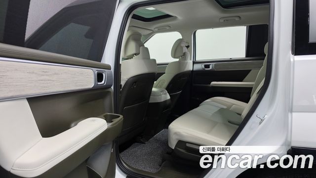 Hyundai Santafe 2024 — photo 29
