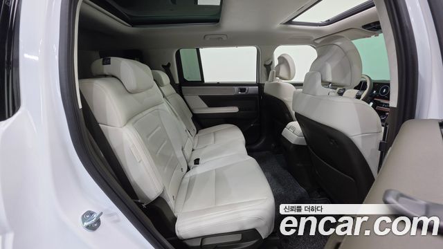 Hyundai Santafe 2024 — photo 31
