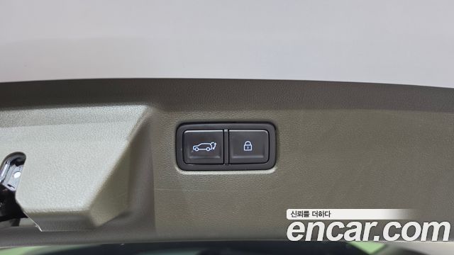 Hyundai Santafe 2024 — photo 33