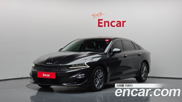 Kia K5 2023 — photo 1