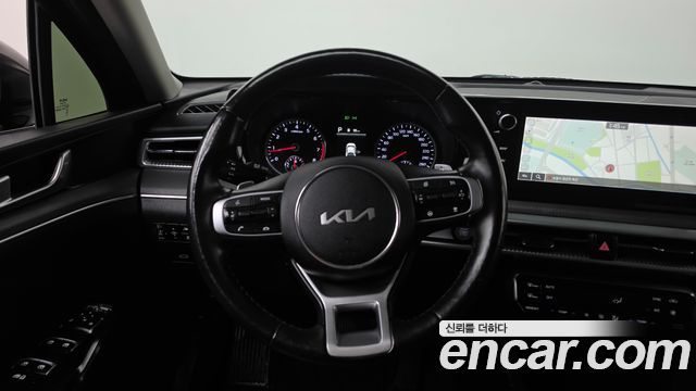 Kia K5 2023 — photo 20