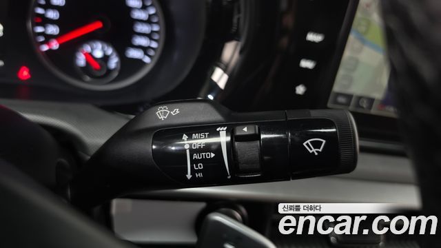 Kia K5 2023 — photo 26