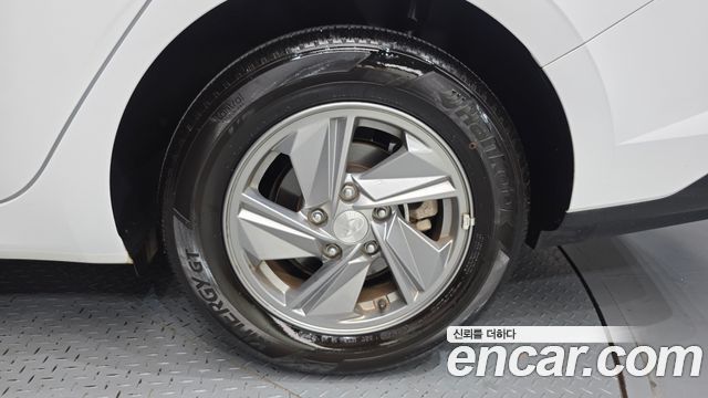 Hyundai AVANTE 2024 — photo 7