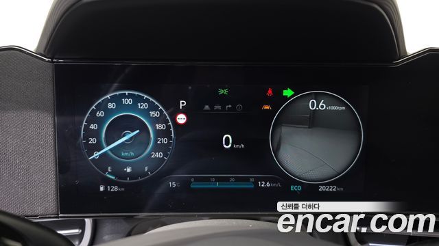 Hyundai AVANTE 2026 — photo 11