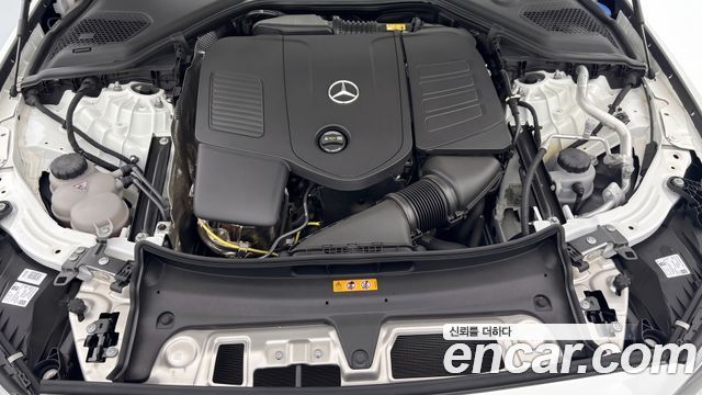Mercedes-Benz E-Class 2026 — photo 6