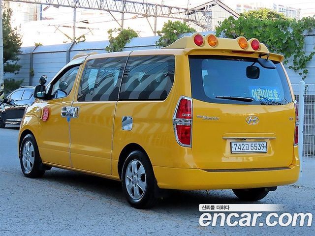 Hyundai Starex 2019 — photo 3