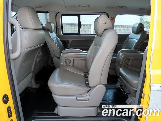 Hyundai Starex 2019 — photo 5